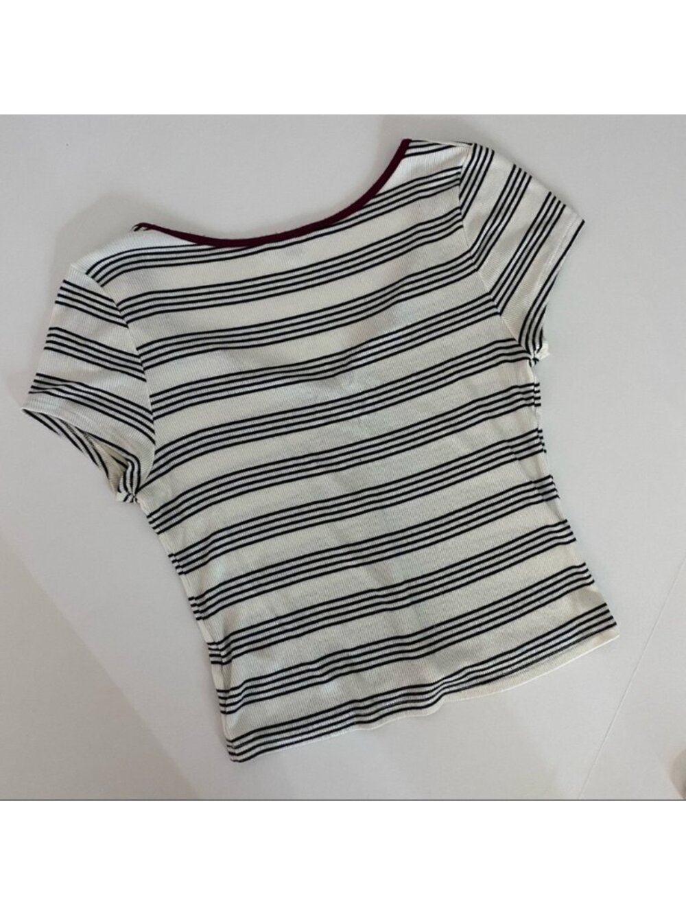 Crop Top Cap Sleeve Tee - Picture 2 of 2